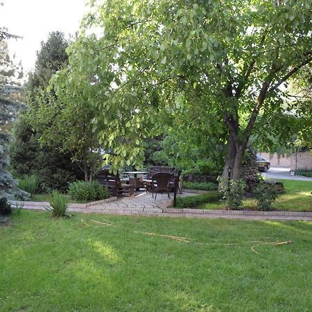 Silk Road Lodge Бішкек Екстер'єр фото